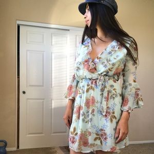 Floral short dress
